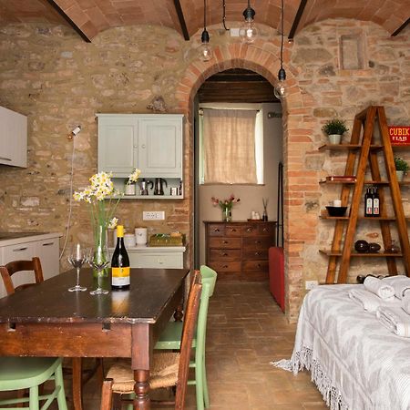 Ferienwohnung Il Borghetto - La Bottega Di Adele Loft Castelnuovo dellʼAbate Exterior foto